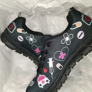 Medical inspired shoes